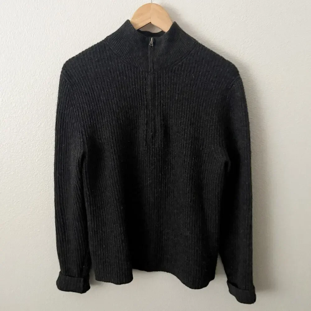 BANANA‎ REPUBLIC | Men's Charcoal Gray Ribbed Zip Sweater Wool Camel | Medium